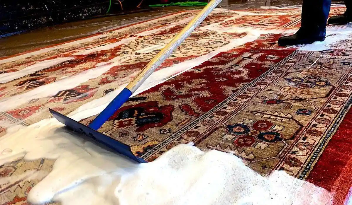 نگهداری و شستشوی فرش